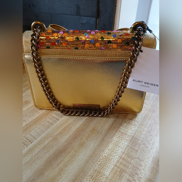 Kurt Geiger NWT Large Bow & Embelishments W/Dustbag - Picture 6 of 10